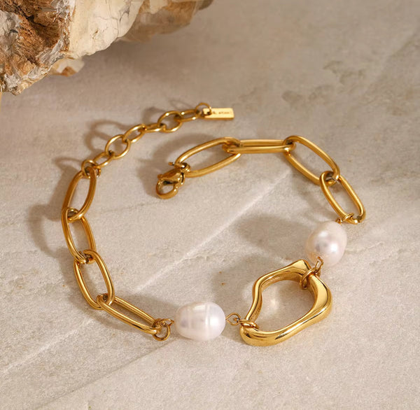 Faye Pearl and Gold Abstract Link Bracelet